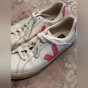 Veja sz 9 hot pink